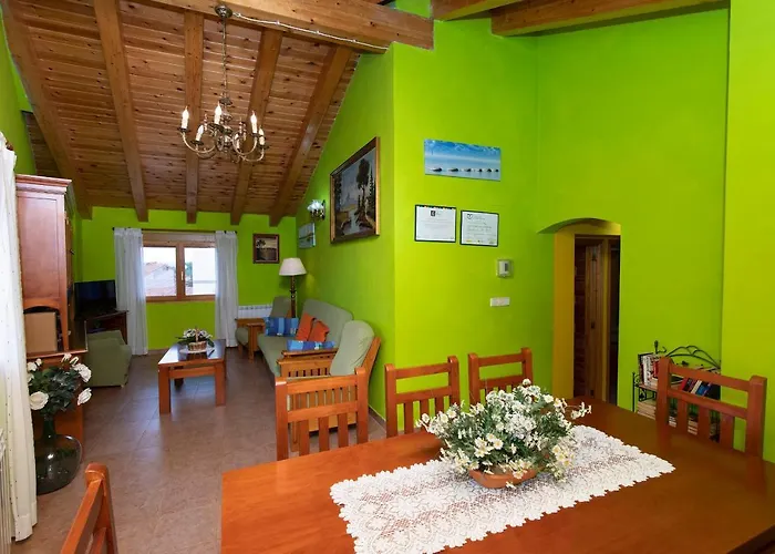 La Laguna Y La Buhardilla De La Lagu Gallocanta